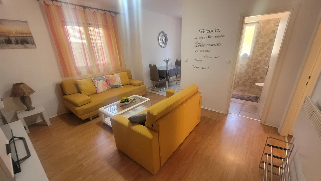 Apartment Lidija Krk Town Exterior photo