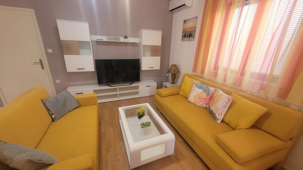 Apartment Lidija Krk Town Exterior photo